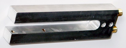 RU160-R : Bloc buse en U longueur 160 mm à 4 points dinjection pour scie à ruban